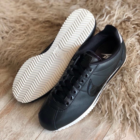 NWTNike Cortez leather premium! - Picture 7 of 8